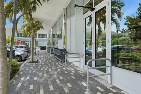 1002 E Hallandale Beach Boulevard Hallandale Beach FL 33009