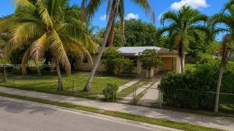2950 NW 173rd Terrace Miami Gardens FL 33056