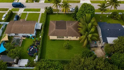 2950 NW 173rd Terrace Miami Gardens FL 33056