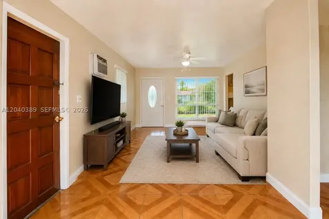 2950 NW 173rd Terrace Miami Gardens FL 33056