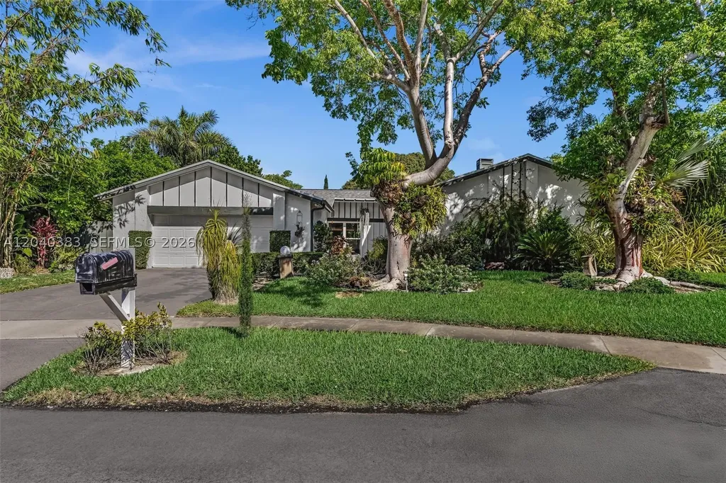 10612 SW 128th Place Miami FL 33186