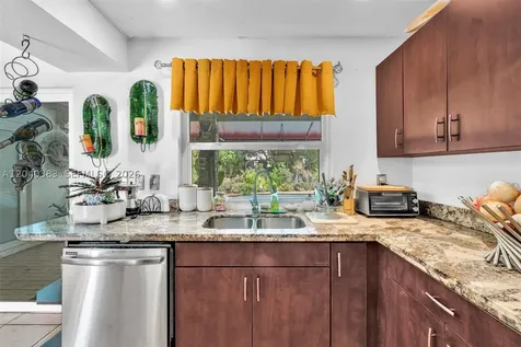 10612 SW 128th Place Miami FL 33186