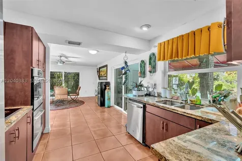 10612 SW 128th Place Miami FL 33186