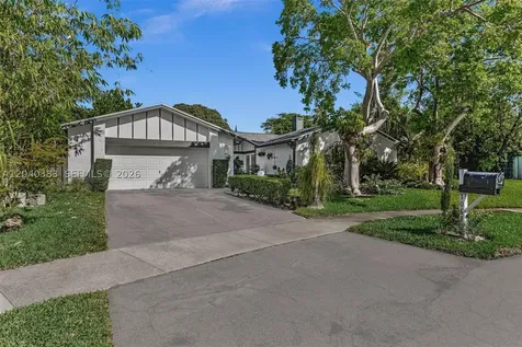 10612 SW 128th Place Miami FL 33186