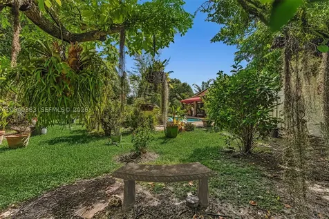 10612 SW 128th Place Miami FL 33186