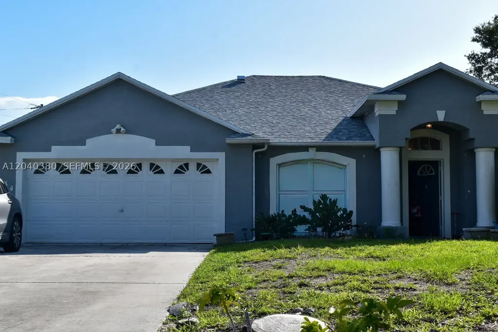 1834 SW Gemini Lane Port St. Lucie FL 34984