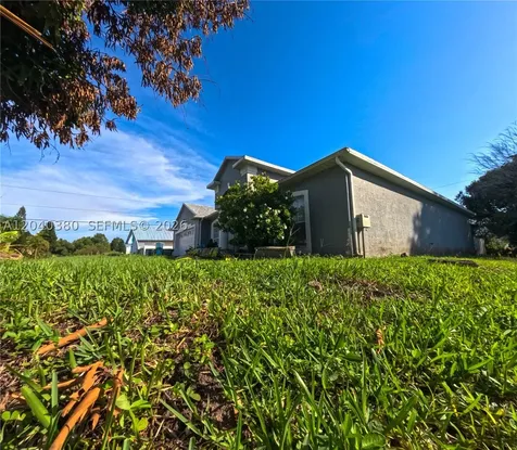1834 SW Gemini Lane Port St. Lucie FL 34984