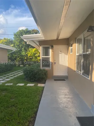 2011 NE 167th Street North Miami Beach FL 33162