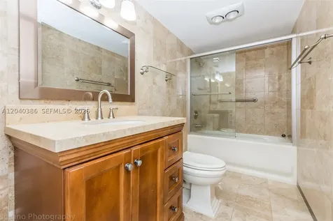 1901 Brickell Avenue Miami FL 33129