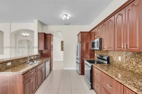 8757 NW 139 Terrace Miami Lakes FL 33018
