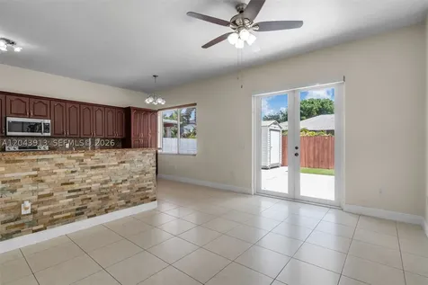 8757 NW 139 Terrace Miami Lakes FL 33018