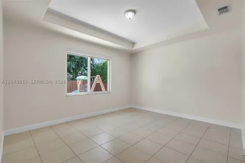 8757 NW 139 Terrace Miami Lakes FL 33018