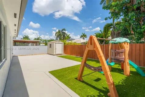 8757 NW 139 Terrace Miami Lakes FL 33018