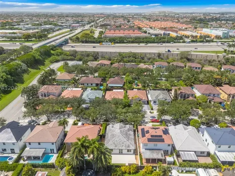 8757 NW 139 Terrace Miami Lakes FL 33018