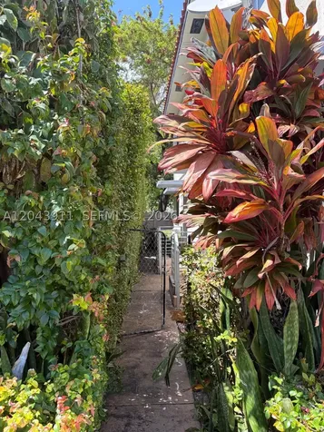 503 75th Street Miami Beach FL 33141