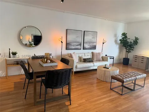 520 Brickell Key Drive Miami FL 33131