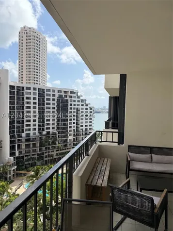 520 Brickell Key Drive Miami FL 33131