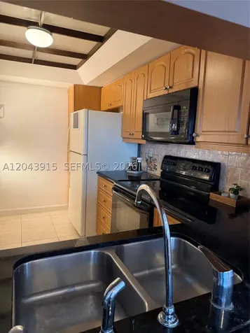 520 Brickell Key Drive Miami FL 33131