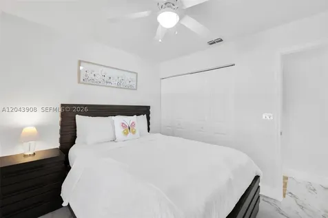 1318 Bayport Avenue Marco Island FL 34145