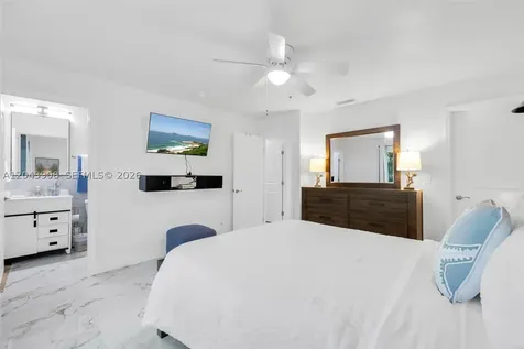 1318 Bayport Avenue Marco Island FL 34145