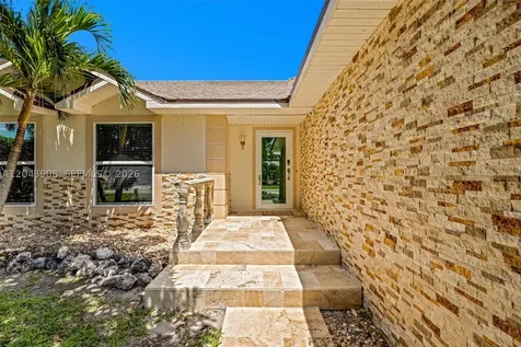 1318 Bayport Avenue Marco Island FL 34145