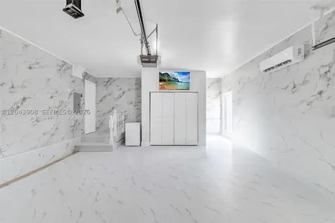 1318 Bayport Avenue Marco Island FL 34145