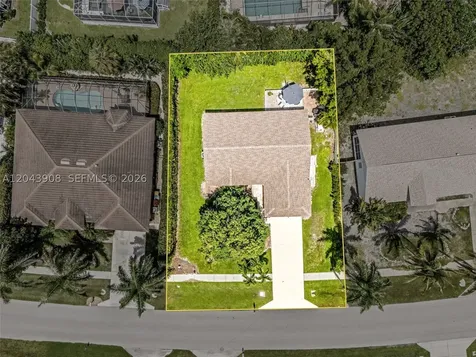 1318 Bayport Avenue Marco Island FL 34145