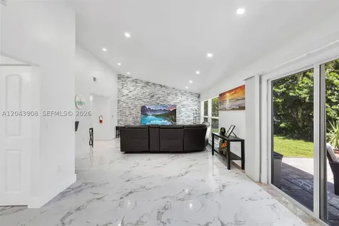 1318 Bayport Avenue Marco Island FL 34145