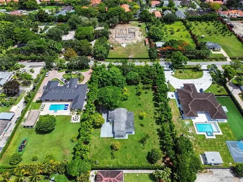 11380 SW 93rd Street Miami FL 33176