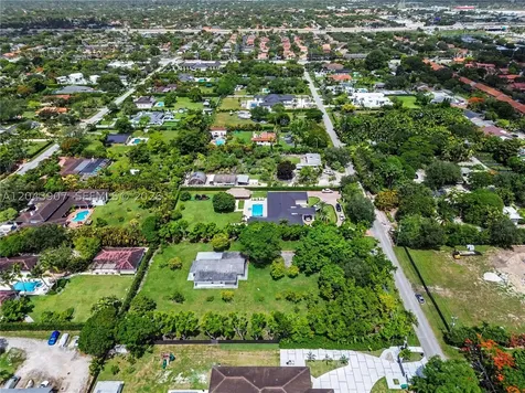 11380 SW 93rd Street Miami FL 33176