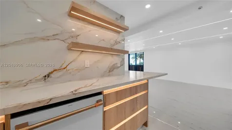 1623 Collins Avenue Miami Beach FL 33139