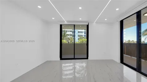 1623 Collins Avenue Miami Beach FL 33139