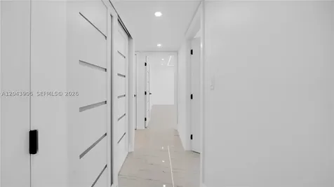 1623 Collins Avenue Miami Beach FL 33139
