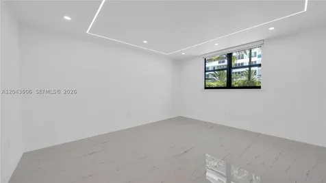 1623 Collins Avenue Miami Beach FL 33139