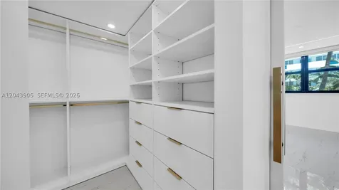 1623 Collins Avenue Miami Beach FL 33139