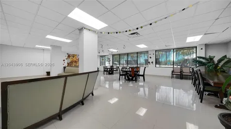 1623 Collins Avenue Miami Beach FL 33139