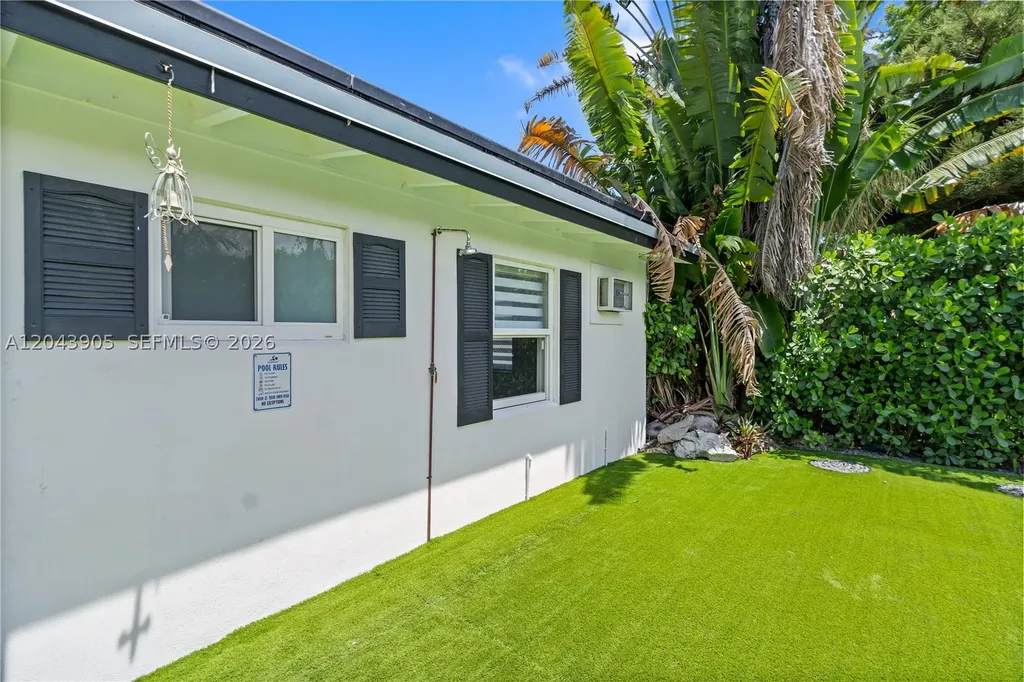 805 SW 22nd Avenue Fort Lauderdale FL 33312