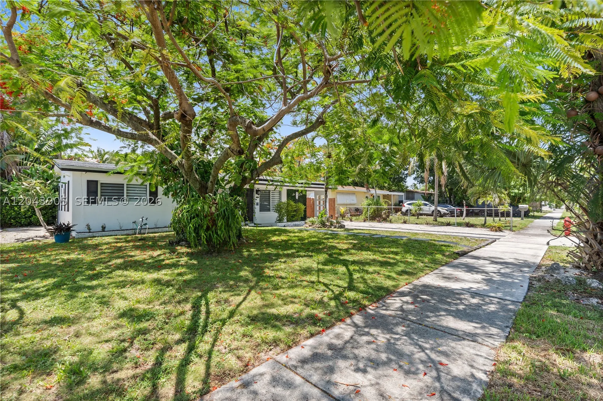 805 SW 22nd Avenue Fort Lauderdale FL 33312