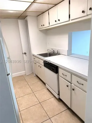 7477 SW 82nd Street Miami FL 33143