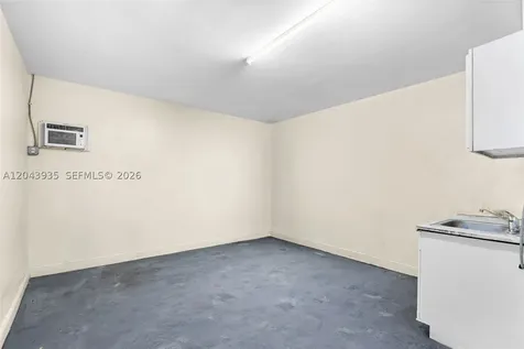 693 W 26th Street Hialeah FL 33010