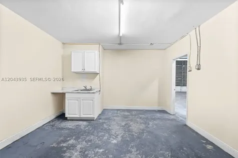 693 W 26th Street Hialeah FL 33010