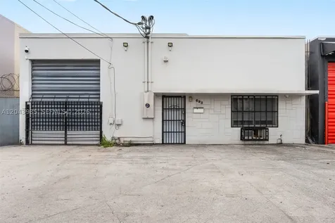 693 W 26th Street Hialeah FL 33010