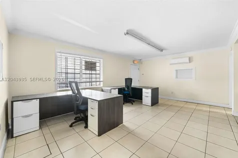 693 W 26th Street Hialeah FL 33010