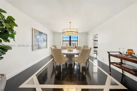5500 Collins Avenue Miami Beach FL 33140