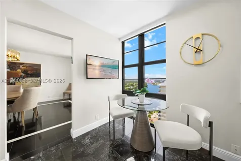 5500 Collins Avenue Miami Beach FL 33140