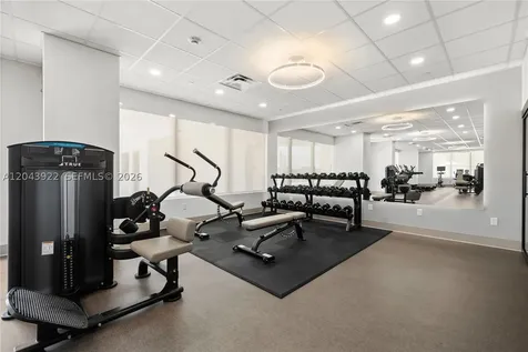5500 Collins Avenue Miami Beach FL 33140