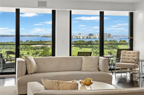 5500 Collins Avenue Miami Beach FL 33140