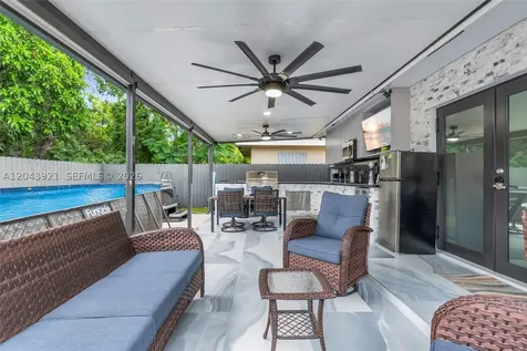 7031 NW 20th Avenue Miami FL 33147