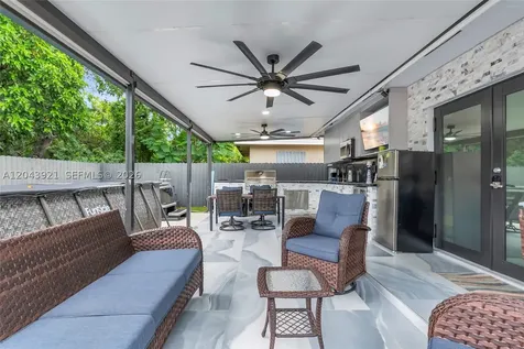 7031 NW 20th Avenue Miami FL 33147