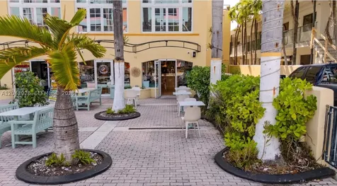 1300 Collins NE Street Miami FL 33139